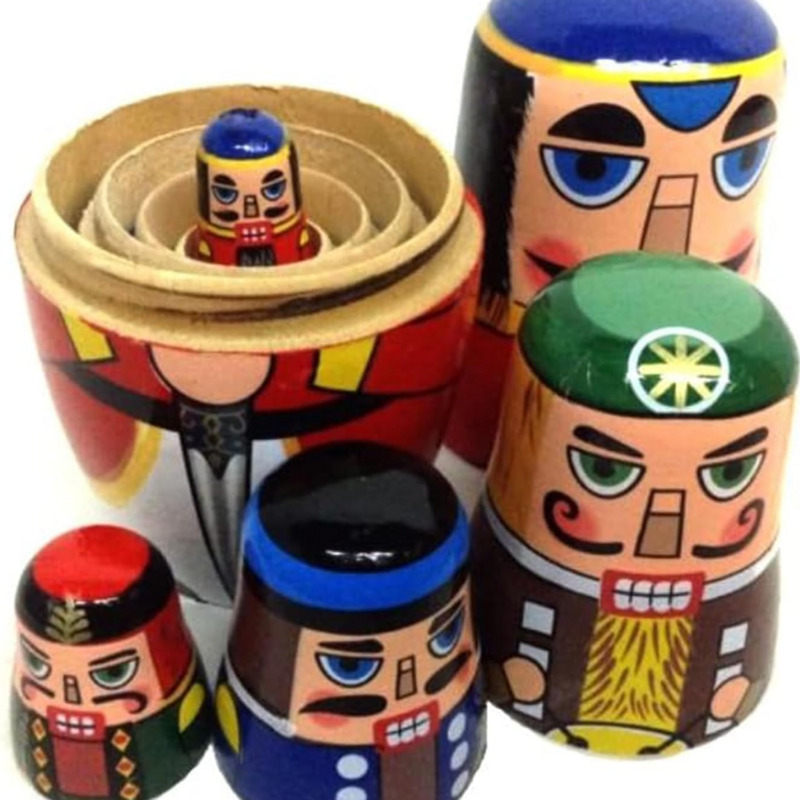 ตุ๊กตาแม่ลูกแบบรัสเซีย 5 ชิ้น  - Nutcracker Figurine บทวิจารณ์และราคา